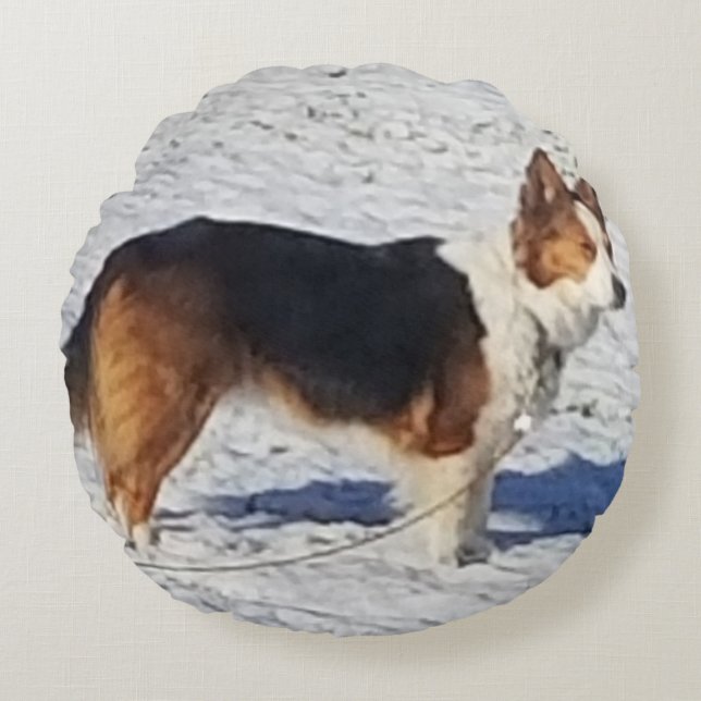 Rund fyllning av Snö Hund Rund Kudde (Framsidan)
