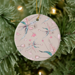 Rund ornament med delikat blomdesign