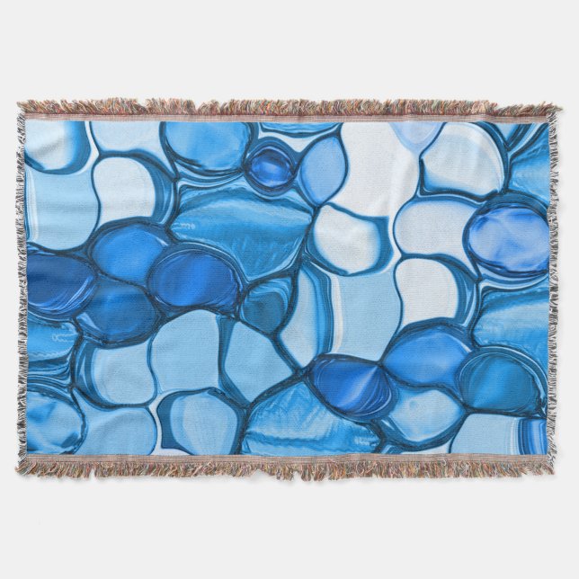 Rund som stenar i skuggor liknande royalets blå filt (Framsidan)