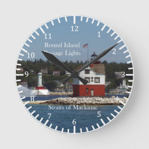 Runda öns passager, Ljus klocka