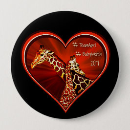 Rundan knäppas klämmer fast den giraffApril mamman Knapp