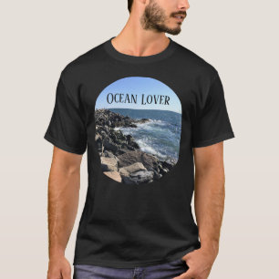 Rundfoto från Atlantens Rocky Shore Sea T Shirt