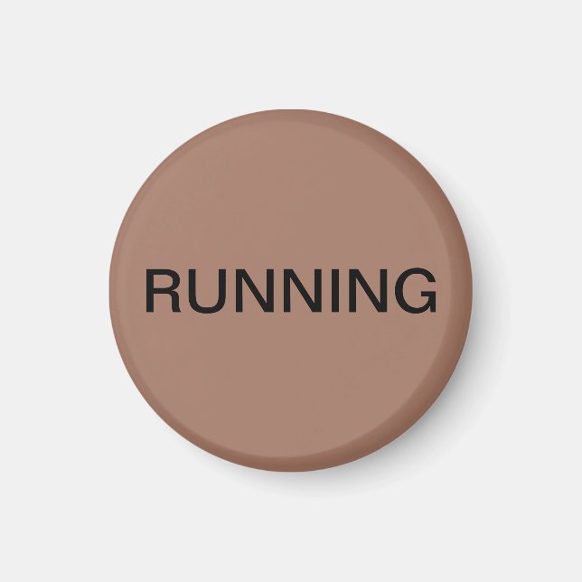 Running mocha mousse dishwasher magnet (Framsidan)