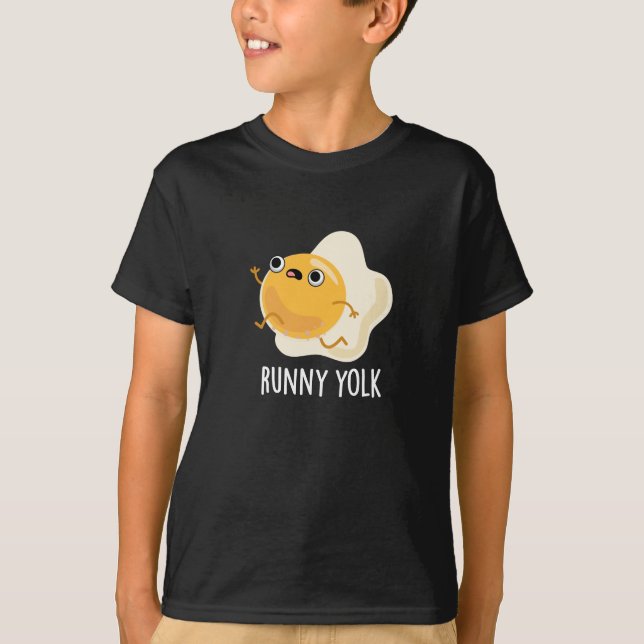 Runny Yolk Funny Food Egg Pun Mörk BG T Shirt (Framsida)