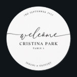 Runt minimalistiskt Bröllop-gästkort Meny<br><div class="desc">OBS! Anpassa den här mallen individuellt genom att lägga till gästen namn och lägga till varje menykort i kundvagnen separat. Designad att samordna med för inbjudan till "Rena" bröllop. Om du vill ändra information klickar du på Information. Om du vill flytta texten eller ändra storlek, teckensnitt eller färg klickar du...</div>