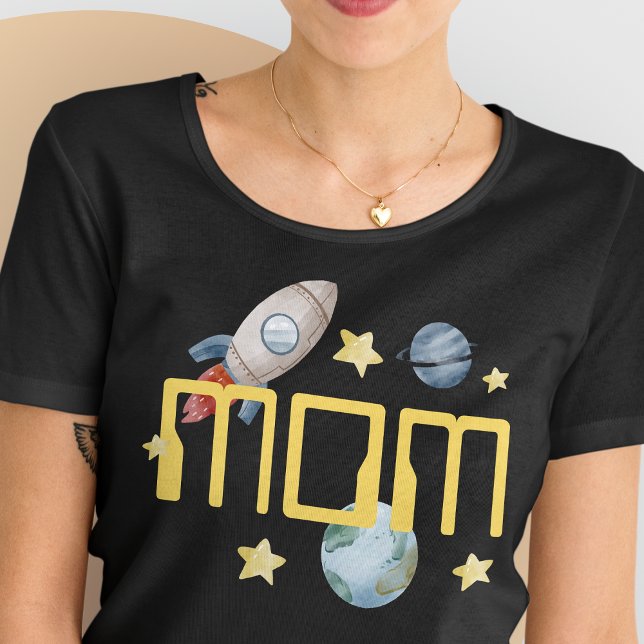 Runt Sol vid Födelsedagsfest i första Resa T Shirt (Space Birthday Mom Shirt)