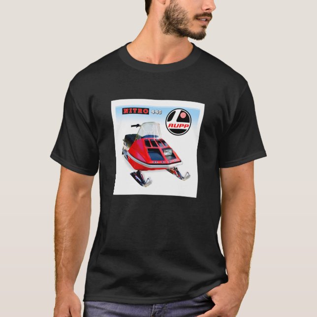 Rupp Nitro 440 SnowMobes USA Classic T Shirt (Framsida)