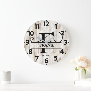 Rusitc Wood Background F Monogram Stor Klocka