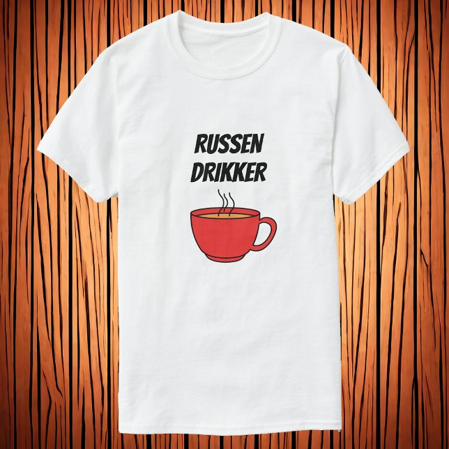 Russen drikker kaffe T-Shirt (Skapare uppladdad)
