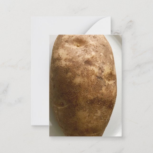 Russet Potato on White Plate Photograph Anteckningskort (Framsida)