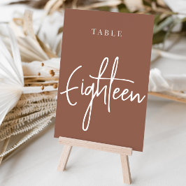 Rust Hand Scripted Bord EIGHTEEN Bordsnummer
