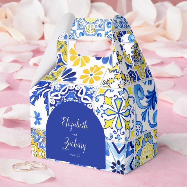 Rustic Arch Blue Gult White Tiles Bröllop Presentaskar (Bröllop)