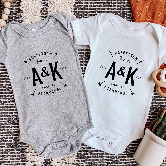 Rustic Arrow Family Monogram Farmhouse T Shirt (Skapare uppladdad)
