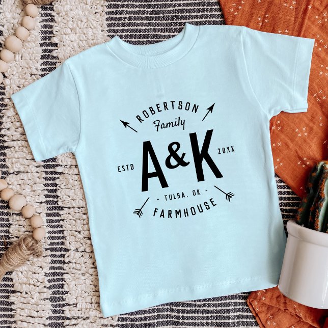 Rustic Arrow Family Monogram Farmhouse T Shirt (Skapare uppladdad)
