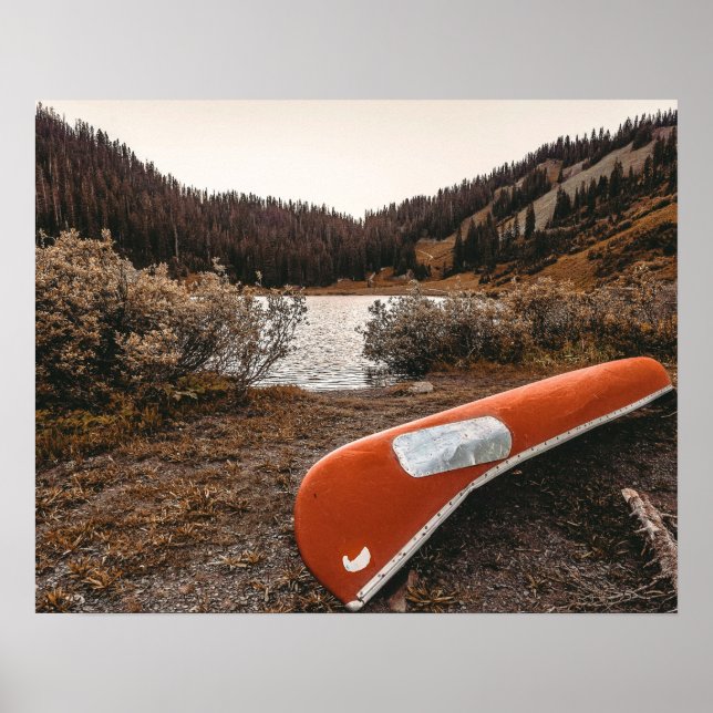 Rustic Autumn Canoe // Dusk Lit Grått Poster (Framsidan)