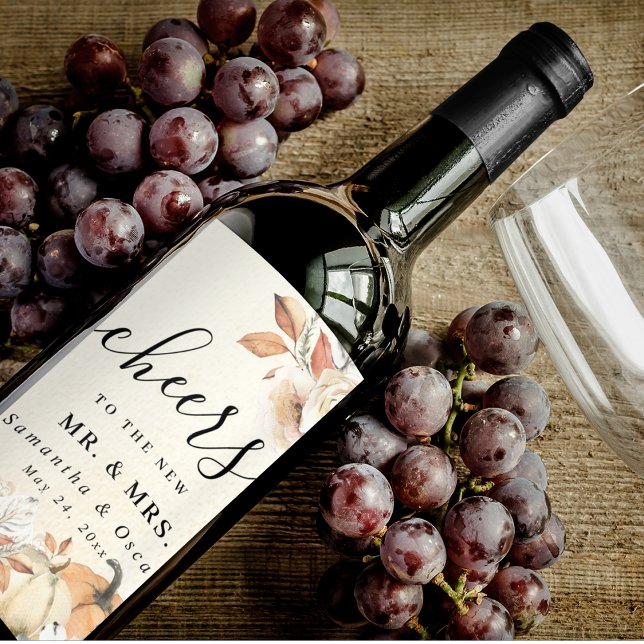 Rustic Autumn Pumpkins & Flowers Vinflaska Etikett (Skapare uppladdad)