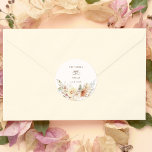 Rustic Autumn Ro Watercolor Botanical Runt Klistermärke<br><div class="desc">Romantik på hösten bröllop fångas upp i denna elegant med vattenfärg ro och grön i varm Höst färger av terrakotta,  elfenben,  rost,  kastanj,  dammblått och sage grönt med beröring av guld-gnistor. I den här designen finns också unika textbilder i ett anpassningsbar-calligraphy-skript med färg som kan anpassas i designredigeraren.</div>