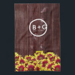 Rustic Autumn-solblommor på stängsel Bröllop Kökshandduk<br><div class="desc">Fira din speciella dag med den blommigt-temade handduken för bröllop,  som har en fallblommande medial av levande,  tvåtoniga mini-solblommor på ett väderstreck. Anpassa med namn och bröllop-datumet för nylingarna. En underbar keepy för bröllop- och jubileumsfrågor! Design © W.H. Sim,  Med reserverade Höger. Se mer på zazzle.com/expressionsoccasions</div>