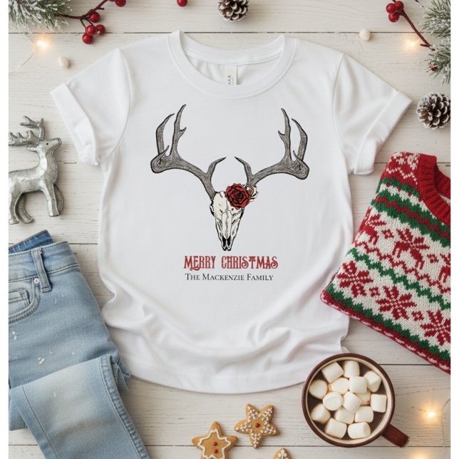 Rustic Barn Hjort Head Reindeer Skull Antlers T Shirt (Cute Country Christmas Kids T-Shirt for Her. Merry Christmas Floral Reindeer Skull & Antlers. Roses.)