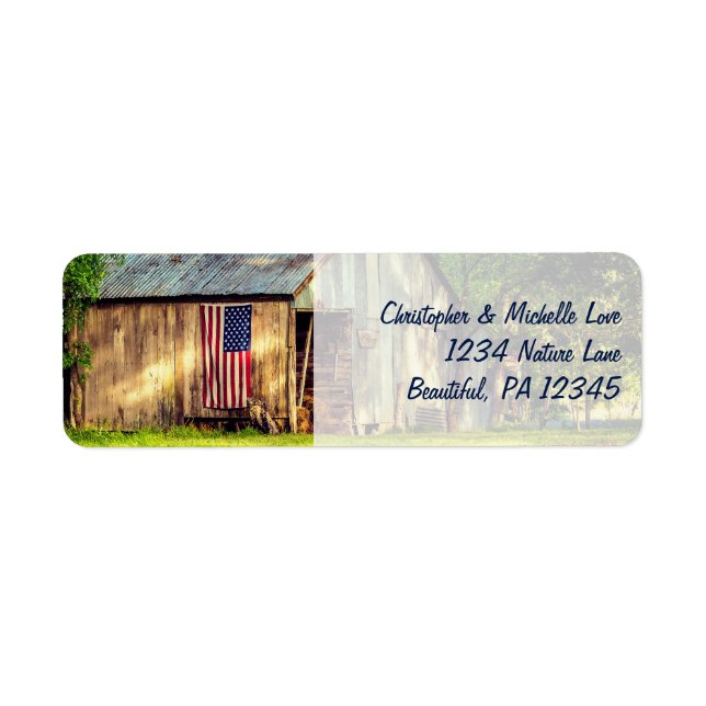 Rustic Barn Patriotic US American Flagga Adress Returadress Etikett (Framsidan)