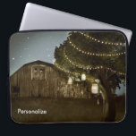 Rustic Barn & Träd Ljus Laptop sleeve Fodral<br><div class="desc">Rustic Barn & Träd Ljus Laptop sleeve Fodral.</div>