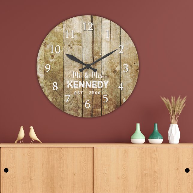 Rustic Barn Wood Couple Namn Bröllop-årsdagen Stor Klocka (Rustic Barn Wood Couple Name Wedding Anniversary Large Clock - Anniversary gift ideas)