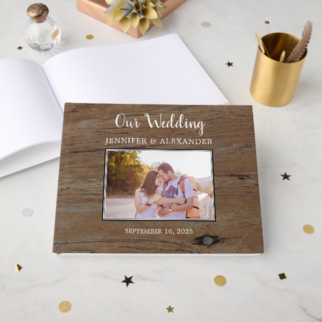 Rustic barn wood pattern photo couple wedding gästböcker (Framsida Öppen)
