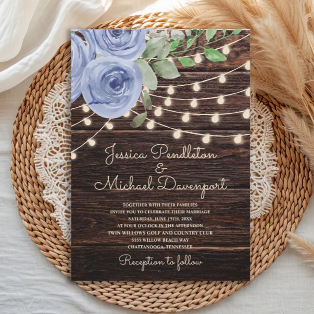 Rustic Barn Wood String Ljus Blue Blommigt Bröllop Inbjudningar (Skapare uppladdad)