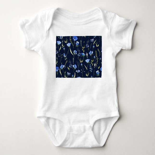 Rustic Blåa blommor: Botanisk illustration. T Shirt (Framsida)