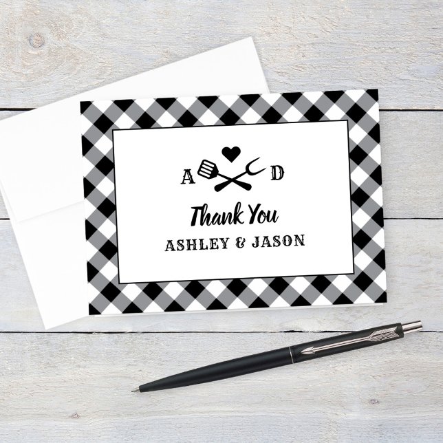 Rustic Black Gingham Play BBQ Bröllop Monogram Tack Kort (Skapare uppladdad)