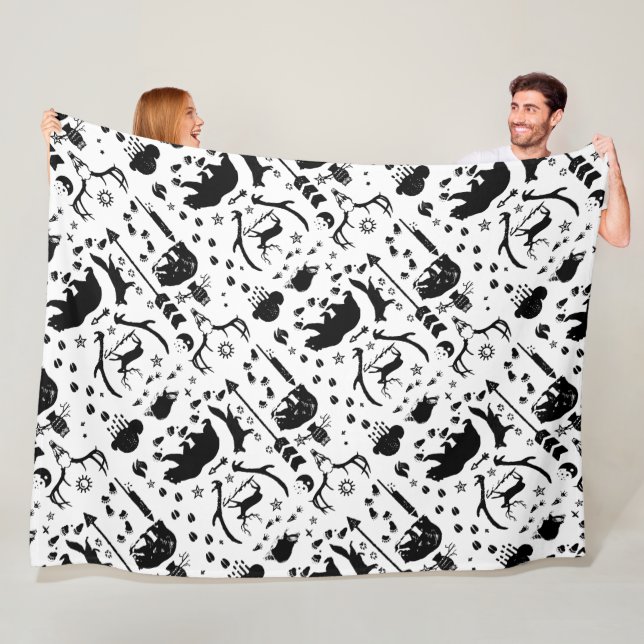 Rustic Black Uggla Bear Hjort Fox Woodland Mönster Fleecefilt (På plats)