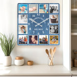 Rustic Blue Barn Wood Farmhouse 12 Photo Collage Fyrkantig Klocka<br><div class="desc">Rustic Blue Barn Wood Farmhouse 12 Foto Collage Square Wall Clock. Namn-år i stora,  vackra,  vita vintagar av trä av  med personlig har fastställt väggdäcksklockan. Träplattan i perfekt land letar efter ett hem eller ett kök.</div>