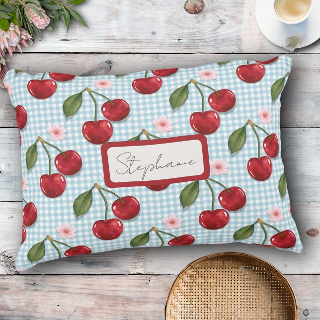 Rustic Blue Gingham och Cherries Monogram Prydnadskudde (Skapare uppladdad)
