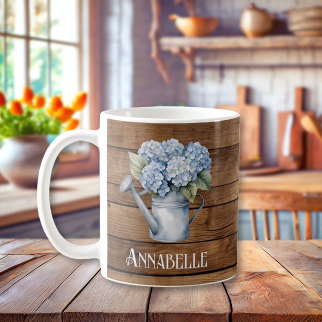 Rustic Blue Hydrangea Watering Kan Personlig Kaffemugg (Rustic Blue Hydrangea Watering Can Personalized Coffee Mug
)
