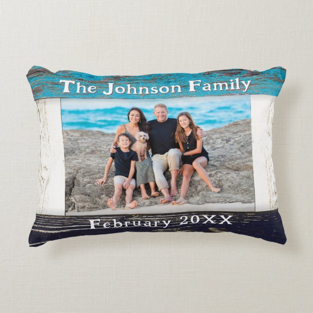 Rustic Blue Wood Family Name Photo Prydnadskudde (Framsidan)