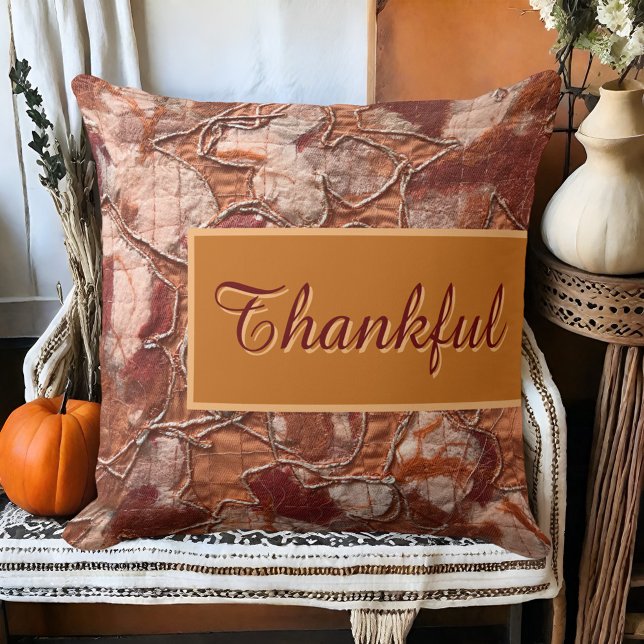 Rustic boho faller orange tack vare manusbroderier kudde (Skapare uppladdad)