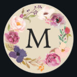 Rustic Boho Watercolor Blommigt Wandedegmonogram Runt Klistermärke<br><div class="desc">En blommigt vattenfärgsförsegling med ett dekorationsglas som matchar vår enkla sviten från & elegant bröllop med vackra vattenfärger blommor och blad. Modern kalligrafi och typografi lägger till trendig i snyggten till den här klassiska designen från Kattunge Paj Prints. Bakgrunden färg är utbytbar! Slå bara knappen "anpassa" för att välja önskad...</div>