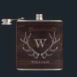 Rustic Brown Antler Monogrammed Groomsman Gift Fickplunta<br><div class="desc">Öka en skål i stil med vår elegant Walnut Brown Hjort Antler Groomsman Gift Flask - den perfekt groomsmanpresenten för din stora dag. Designad med ett slimmat, minimalistiskt utseende har denna kolv ett hjort som är svårt skissat och kan vara personlig med initialer eller namn i familjen för en meningsfull...</div>