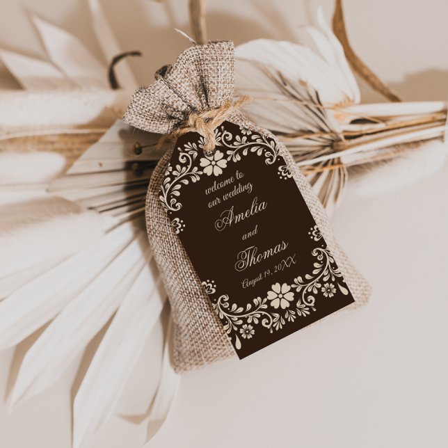 Rustic Brown Beige Floral Wedding  Presentetikett (Skapare uppladdad)