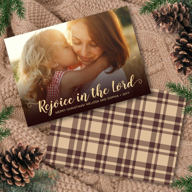 Rustic Brown Play Religiösa-julkort Julkort (Rustic, religious Christmas card with warm brown plaid on reverse)