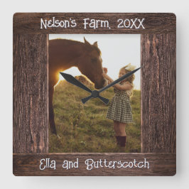 Rustic Brown Wood Text Editable Faux Photo Frame Fyrkantig Klocka