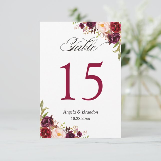 Rustic Burgundy Blommigt Bröllop Bordsnummer Card (Stående Fram)