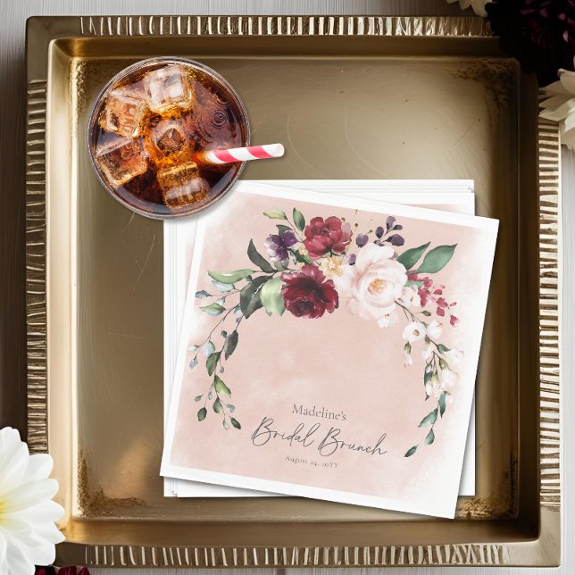 Rustic Burgundy & Blush Pink Roses Bridal Brunch Pappersservett (Rustic Burgundy & Blush Pink Roses Bridal Brunch Napkins)