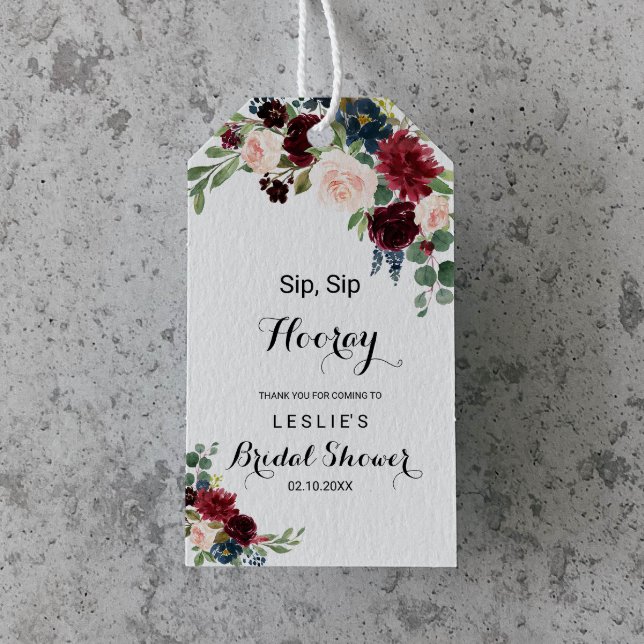 Rustic Burgundy Sip Sip Hooray Möhippa Presentetikett (Skapare uppladdad)