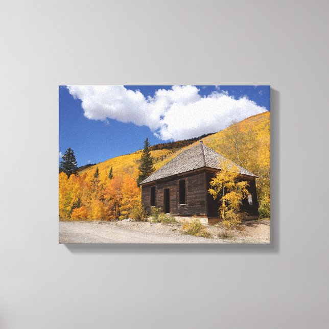 Rustic Cabin i Golden Skogen Canvastryck (Framsida)