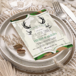 Rustic Camo Rehearsal Dinner. Inbjudningar