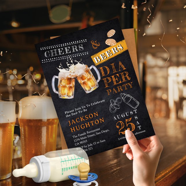 Rustic Chalkboard Cheers & Öl Diaper Party Inbjudningar (Rustic Chalkboard Cheers & Beers Diaper Party Invitation)