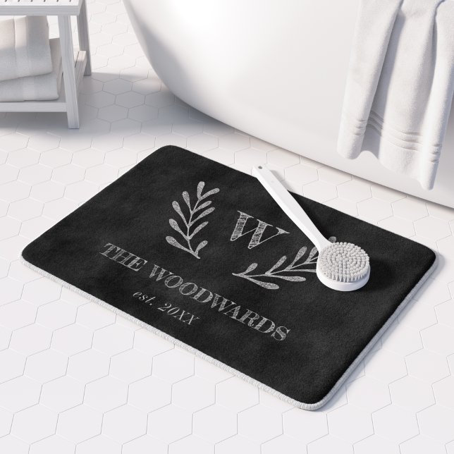 Rustic Chalkboard Family Monogram Laurel Wand Badrumsmatta (Skapare uppladdad)