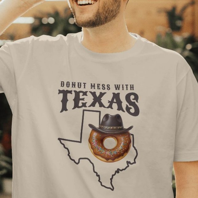Rustic Donut  med Texas T Shirt (Rustic Donut Mess with Texas T-Shirt)