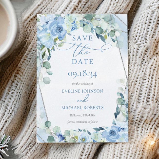 Rustic Dusty Blue Blommigt silver glitter ram Spara Datumet (Modern winter Save the date card with blue flowers and eucalyptus woven silver frame)